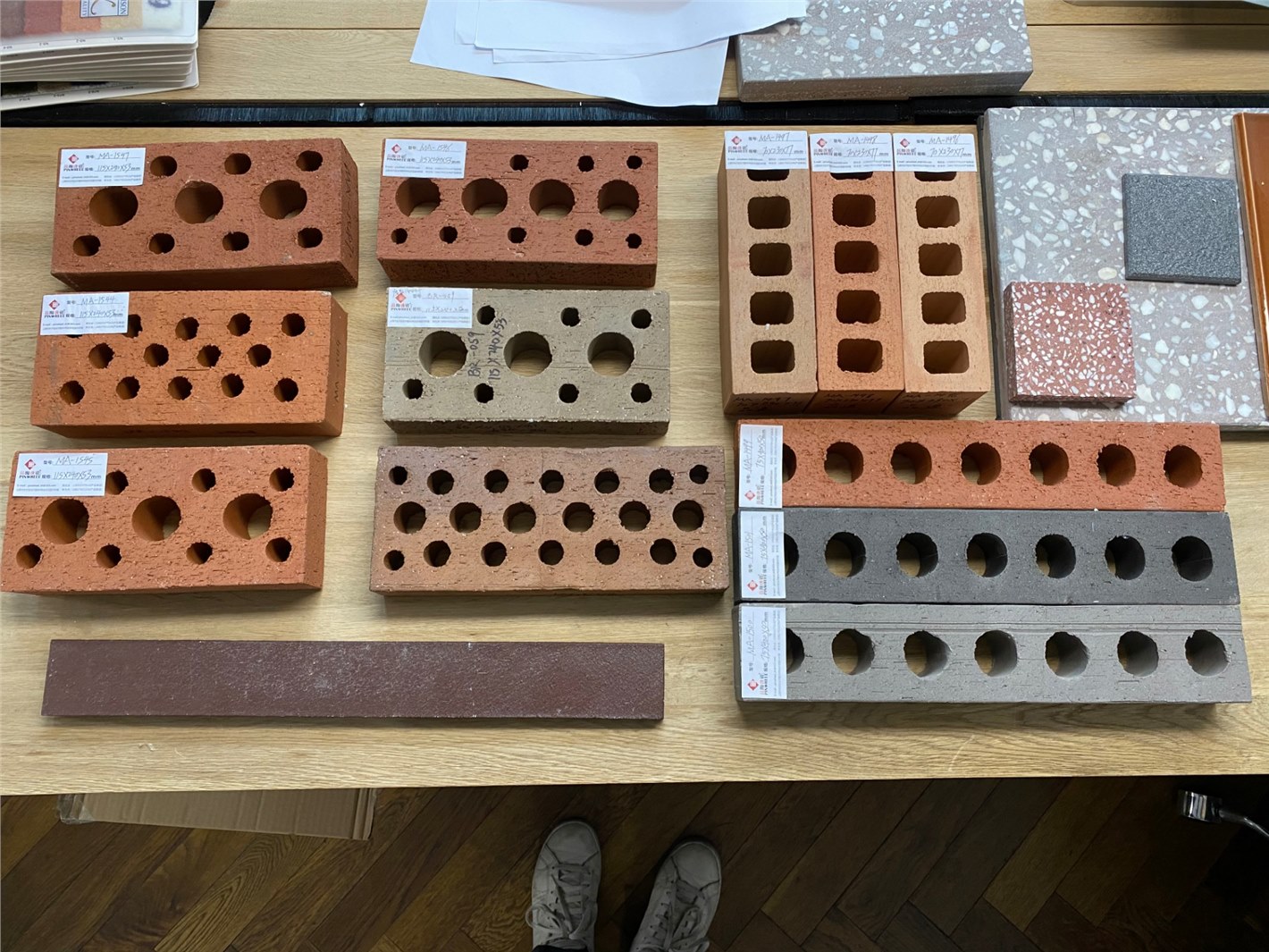 带孔陶土砖集合图